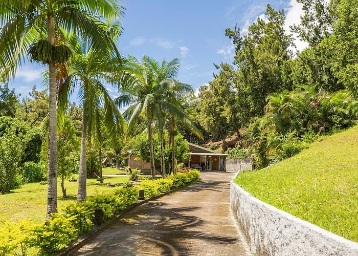 Le Domaine De St Francois - Jardin Luxuriant